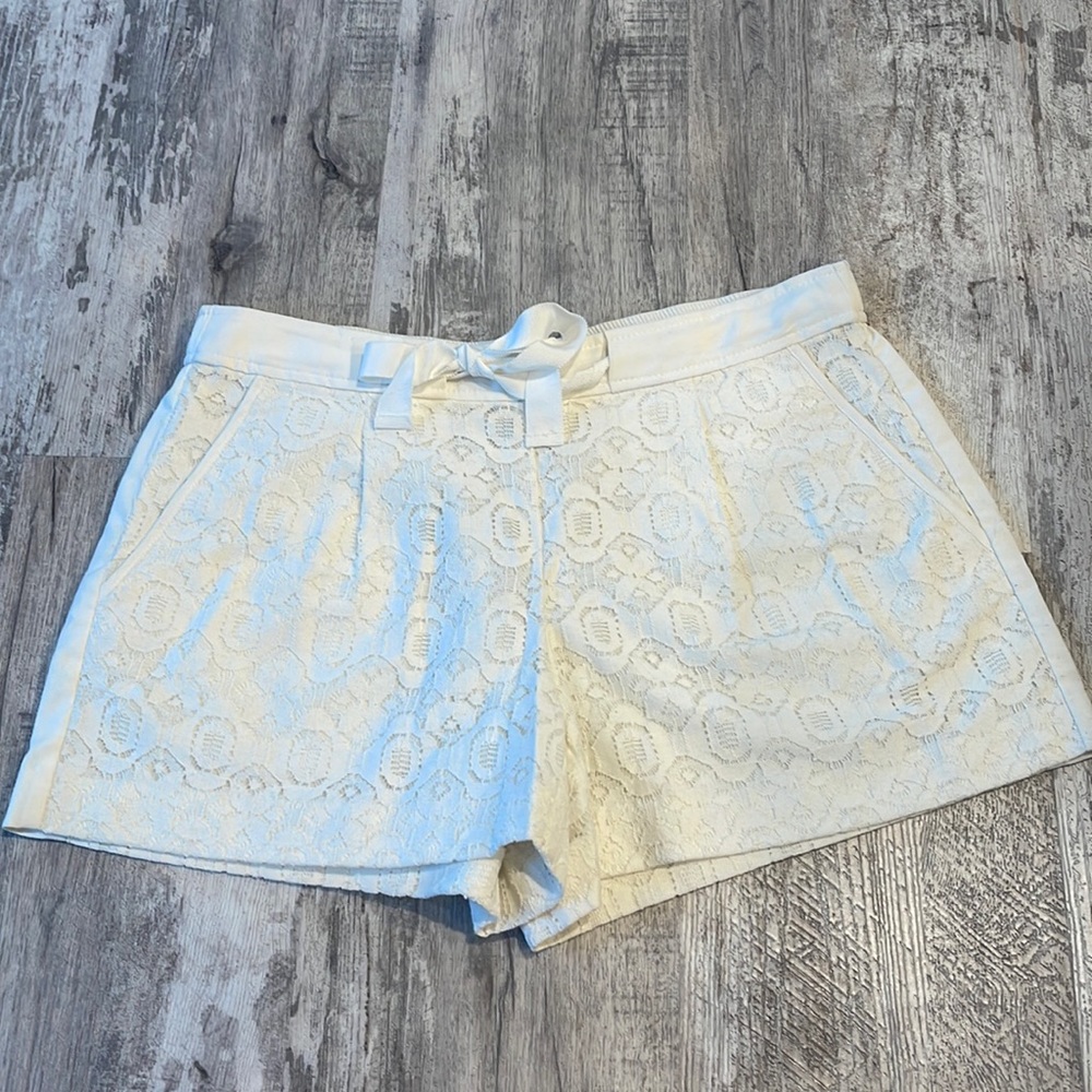 Loft lace floral shorts size 0